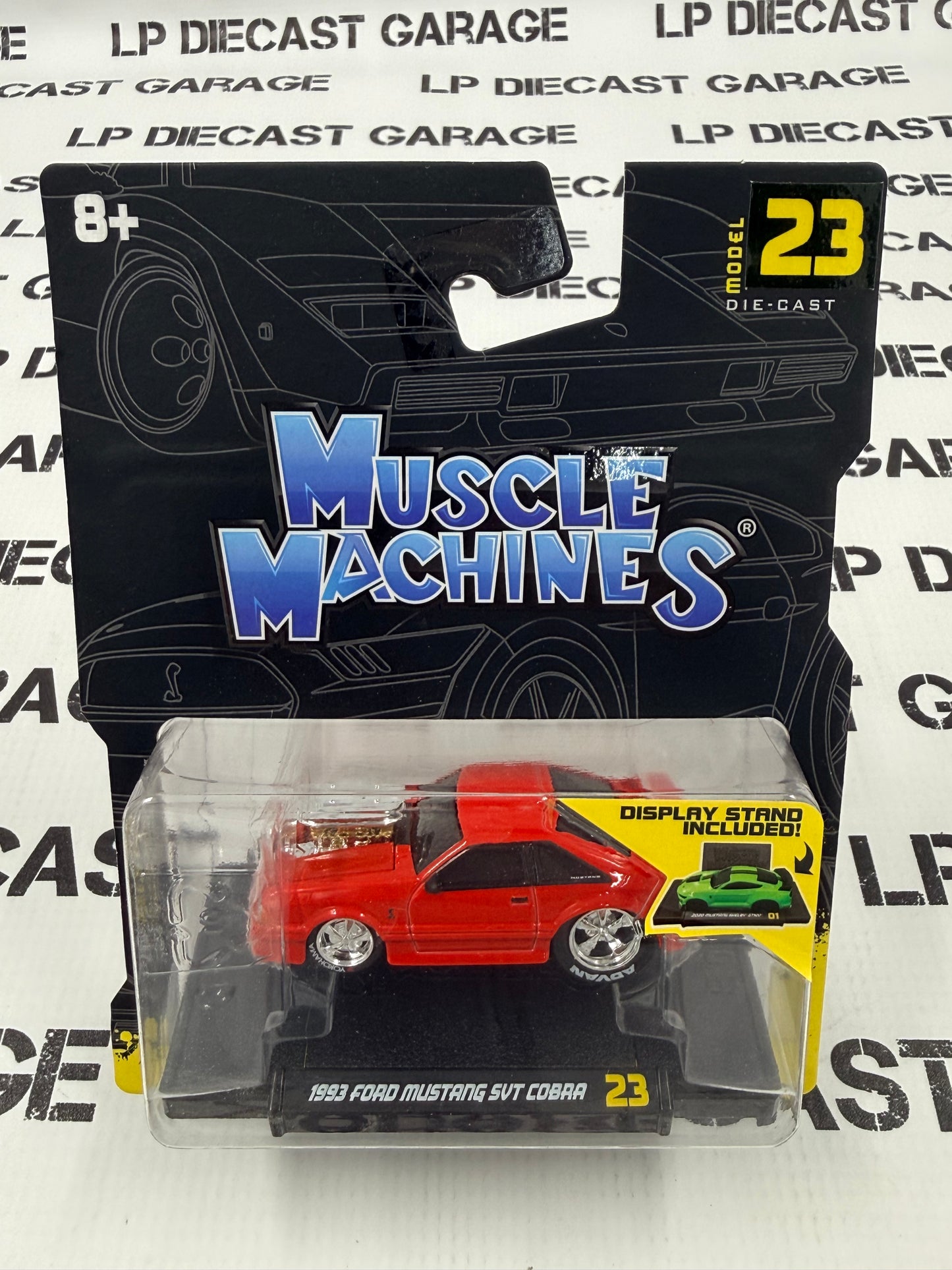 MAISTO Muscle Machines 1993 Ford Mustang SVT Cobra Red 1:64 Diecast