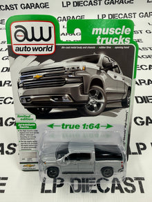 AUTO WORLD 2019 Chevy Silverado High Country Silver 1:64 Diecast Muscle Trucks