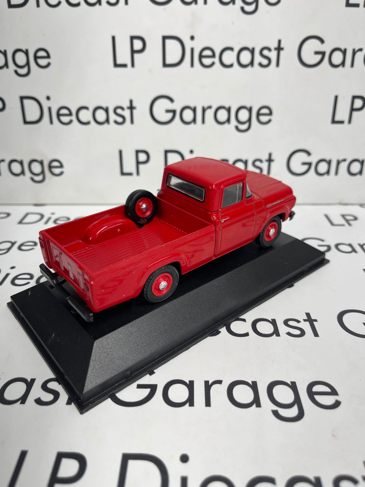 EDICOLA 1959 Ford F-100 Red Truck 1:43 Diecast