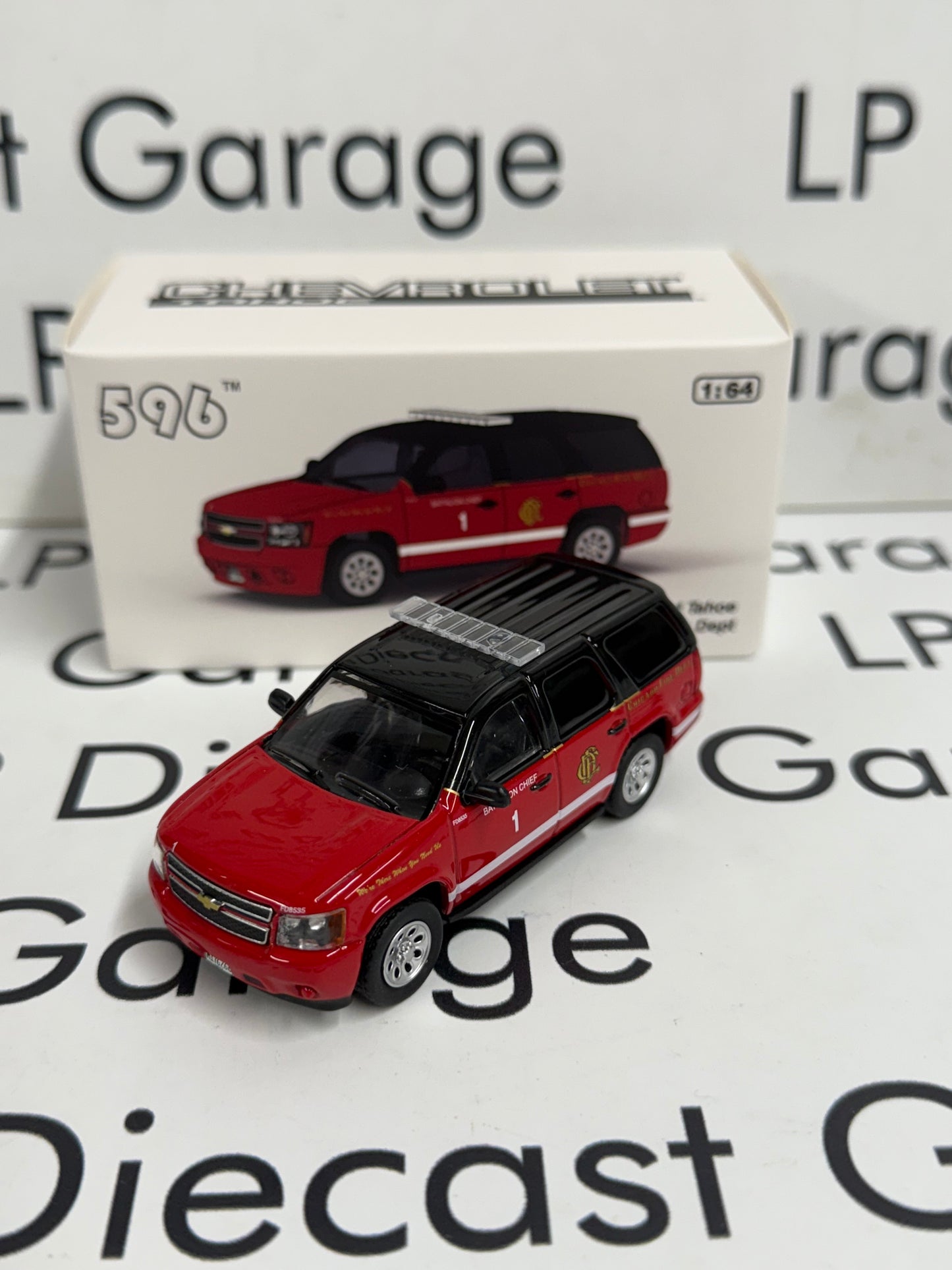 596 Model Chevrolet Tahoe Chicago Fire Dept 1:64 Diecast