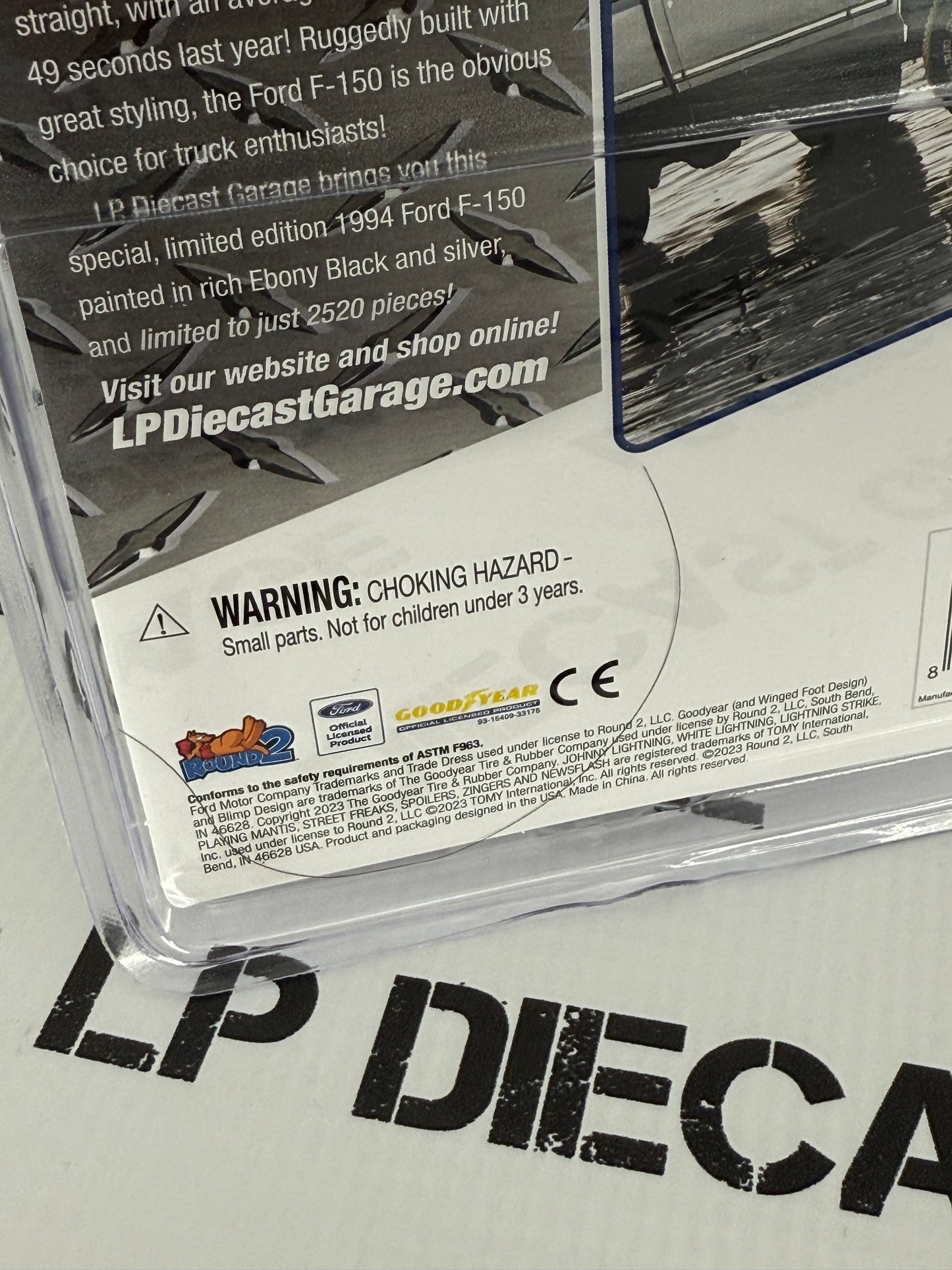 CHASE JOHNNY WHITE LIGHTNING 1994 Ford F-150 Ebony Black 1:64 Diecast AUCTION