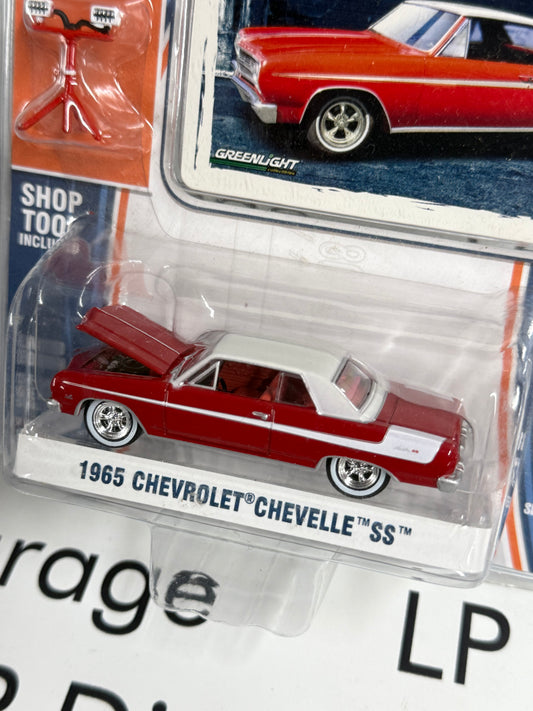 GREENLIGHT 1965 Chevrolet Chevelle SS Red White GL Muscle 1:64 Diecast