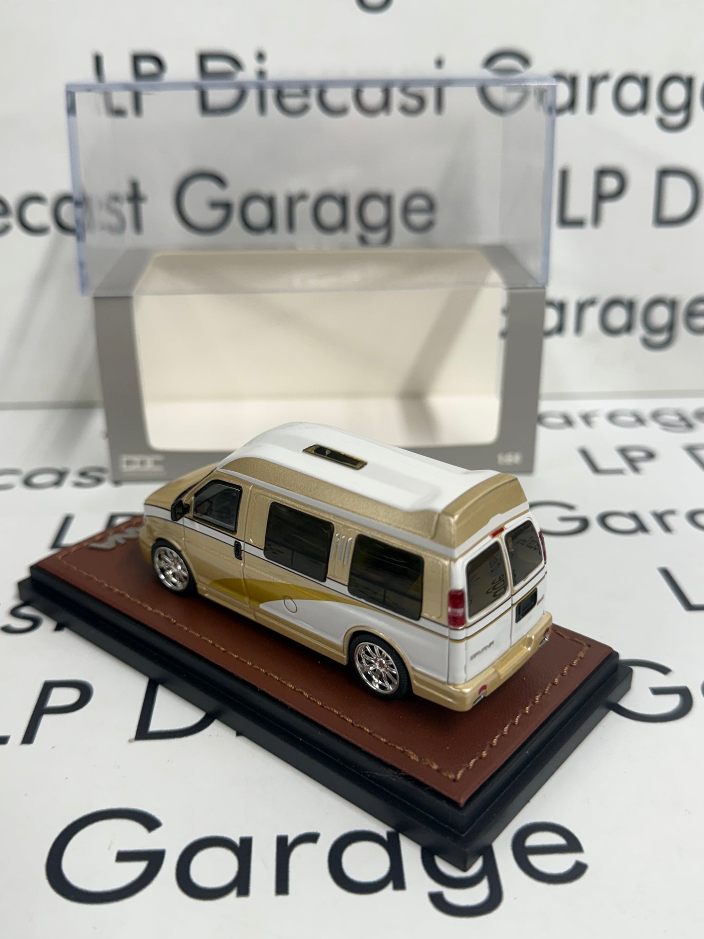 GOC GMC Savana RV Van Gold Limited Edition 1:64 Diecast Exclusive