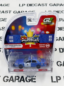 GREENLIGHT 2008 Ford Crown Victoria Royal Canadian Mounted Police 1:64 Diecast Hot Pursuit
