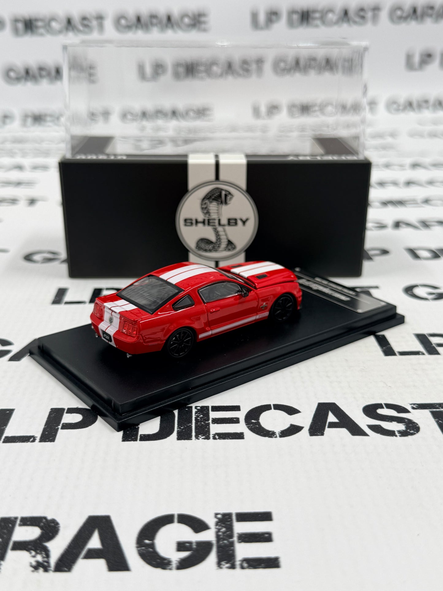 FINE WORKS 64 2013 Ford Mustang Shelby GT500 Super Snake Red 1:64 Diecast