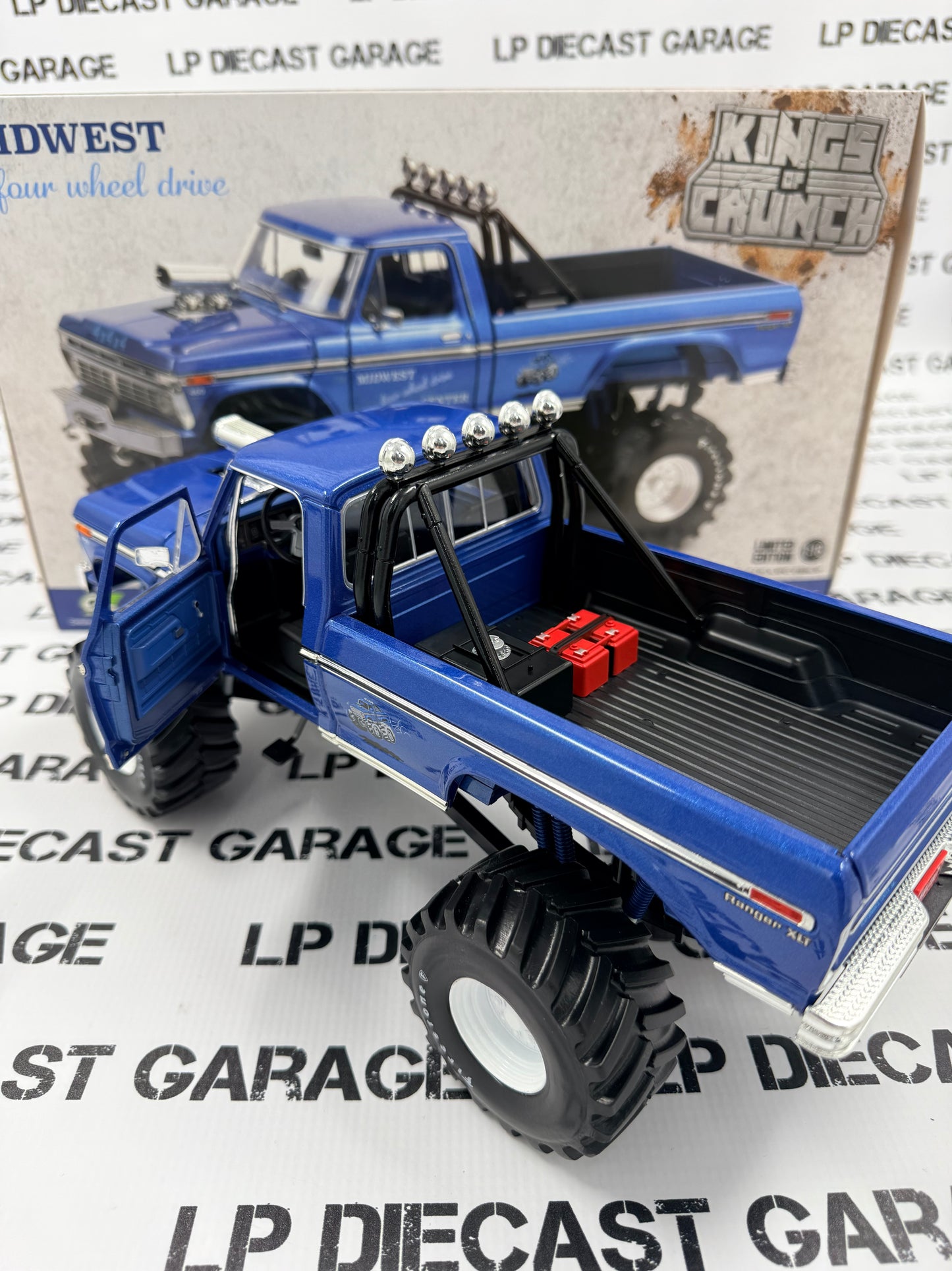 GREENLIGHT 1974 Ford F-250 Midwest Monster Truck 1:18 Diecast Four Wheel Drive