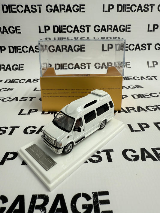 MK Miniatures Ford E-350 Land Yacht White Motorhome Van 1:64 Diecast