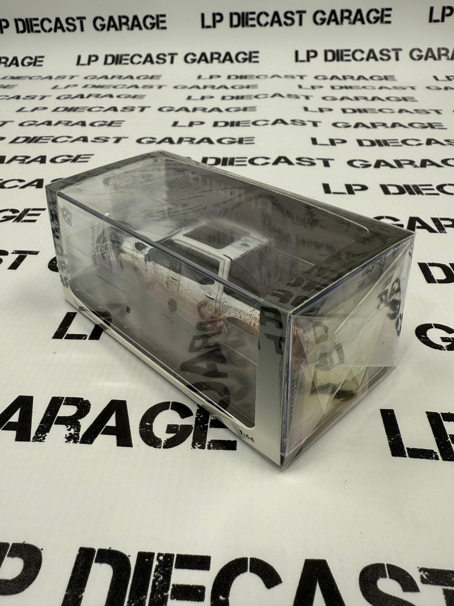 CHASE GCD 2024 Toyota Tundra TRD Pro White Dirty Version LP Exclusive 1:64 Diecast AUCTION