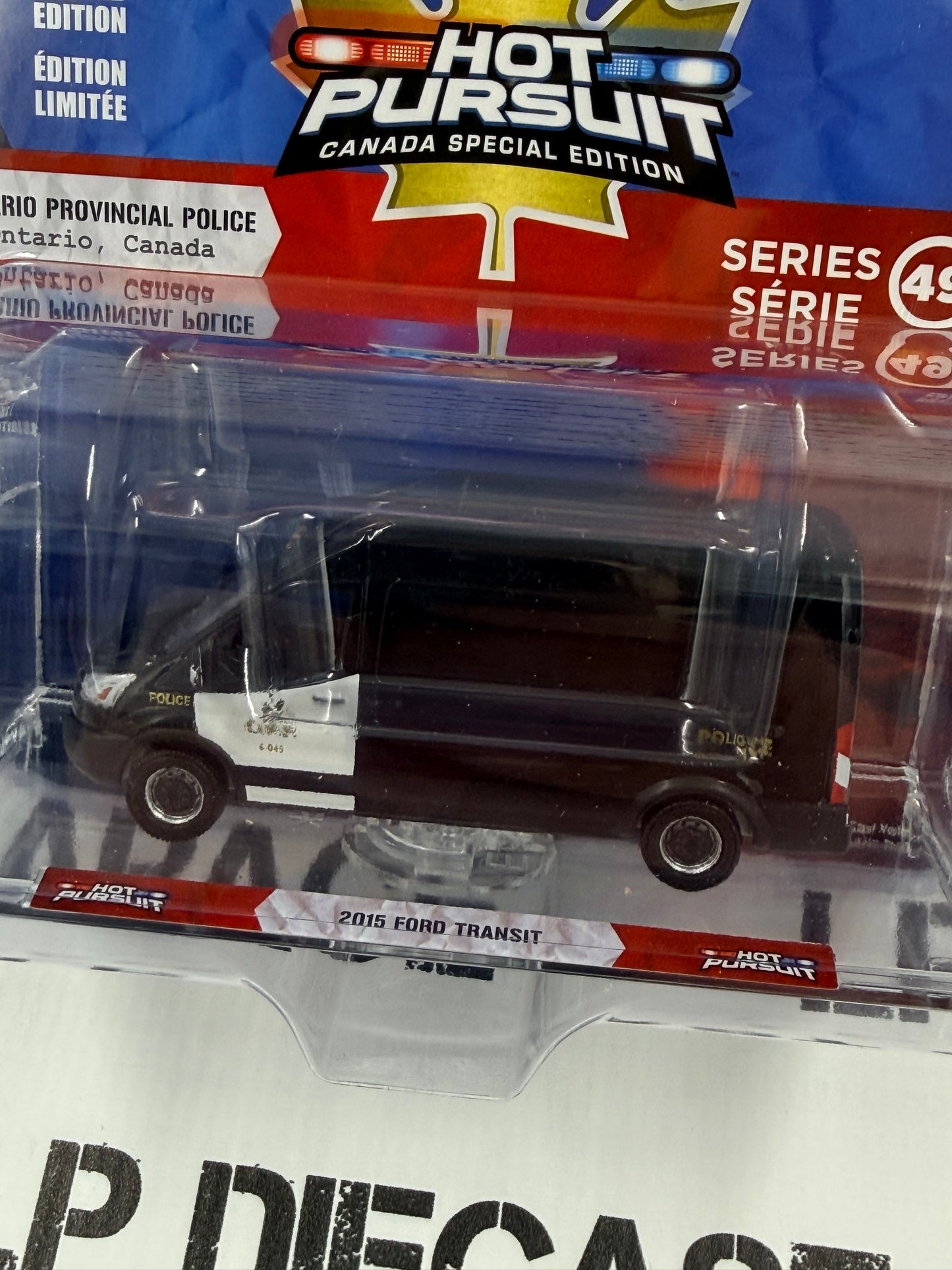 GREENLIGHT 2015 Ford Transit Ontario Provincial Police 1:64 Diecast Hot Pursuit