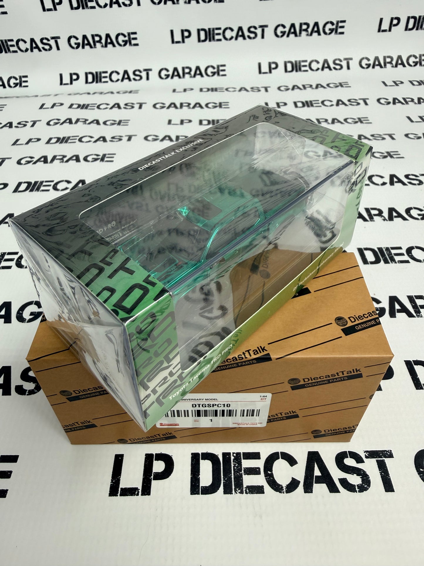 CHASE GCD 2023 Toyota Tacoma TRD Pro 1:64 Diecast Magic Green