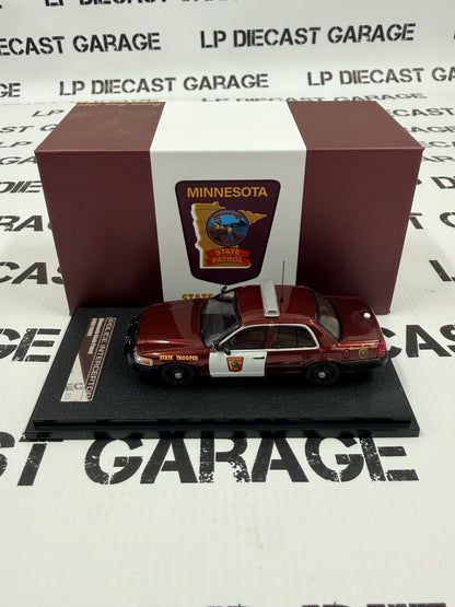 ROLLIN Ford Crown Victoria Minnesota State Trooper 1:64 Diecast
