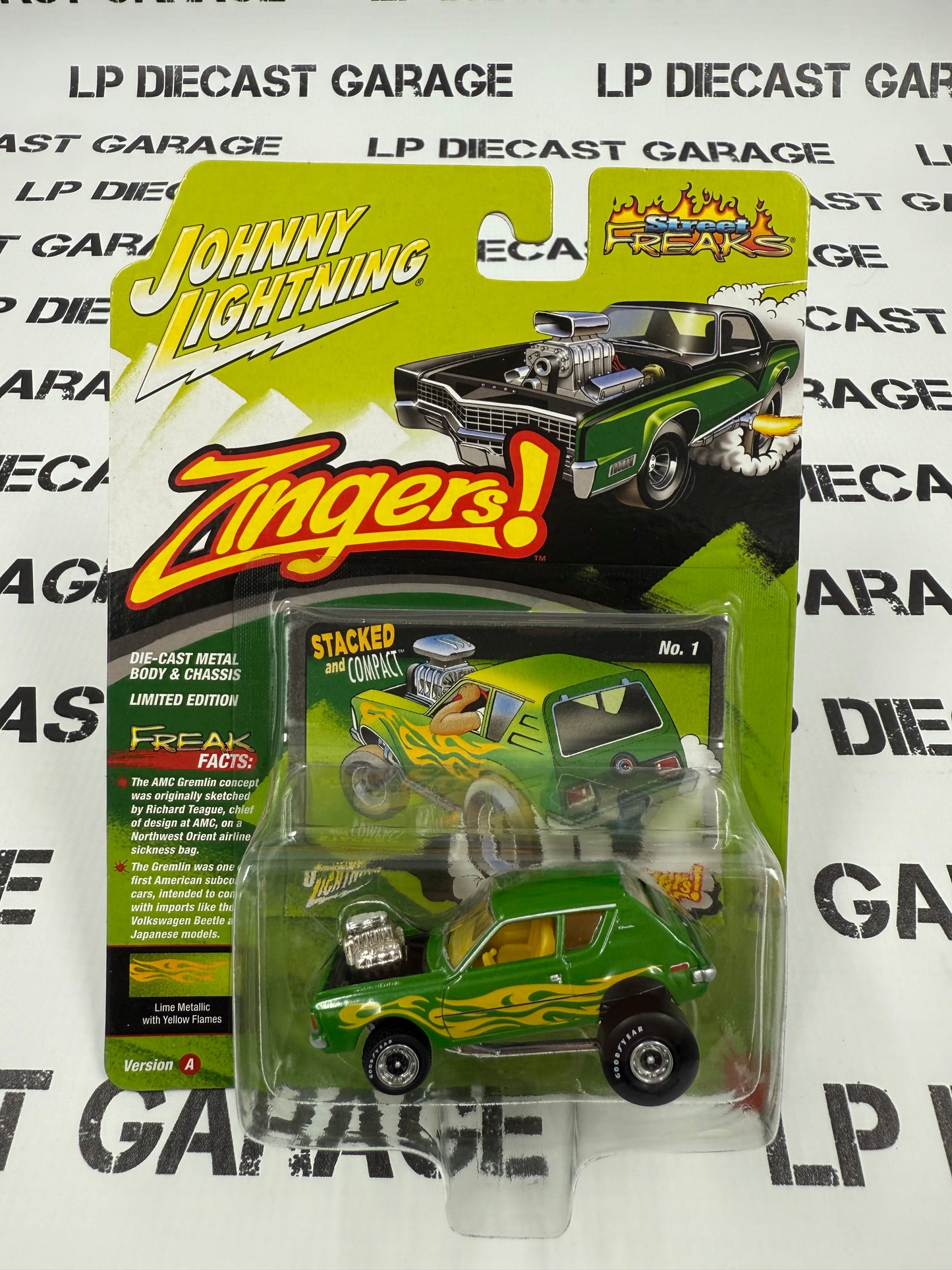 JOHNNY LIGHTNING 1971 AMC Gremlin Zingers Green Yellow Flames 1:64 Diecast