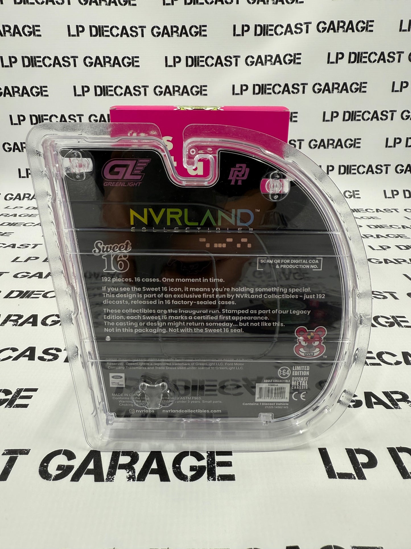 GREENLIGHT 2024 Ford Mustang Dark Horse Pink 1:64 Diecast 2025 Expo NVRLand Exclusive