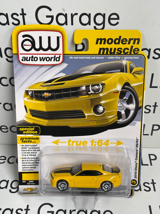 AUTO WORLD 2010 Chevy Camaro RS/SS Yellow 1:64 Diecast Modern Muscle