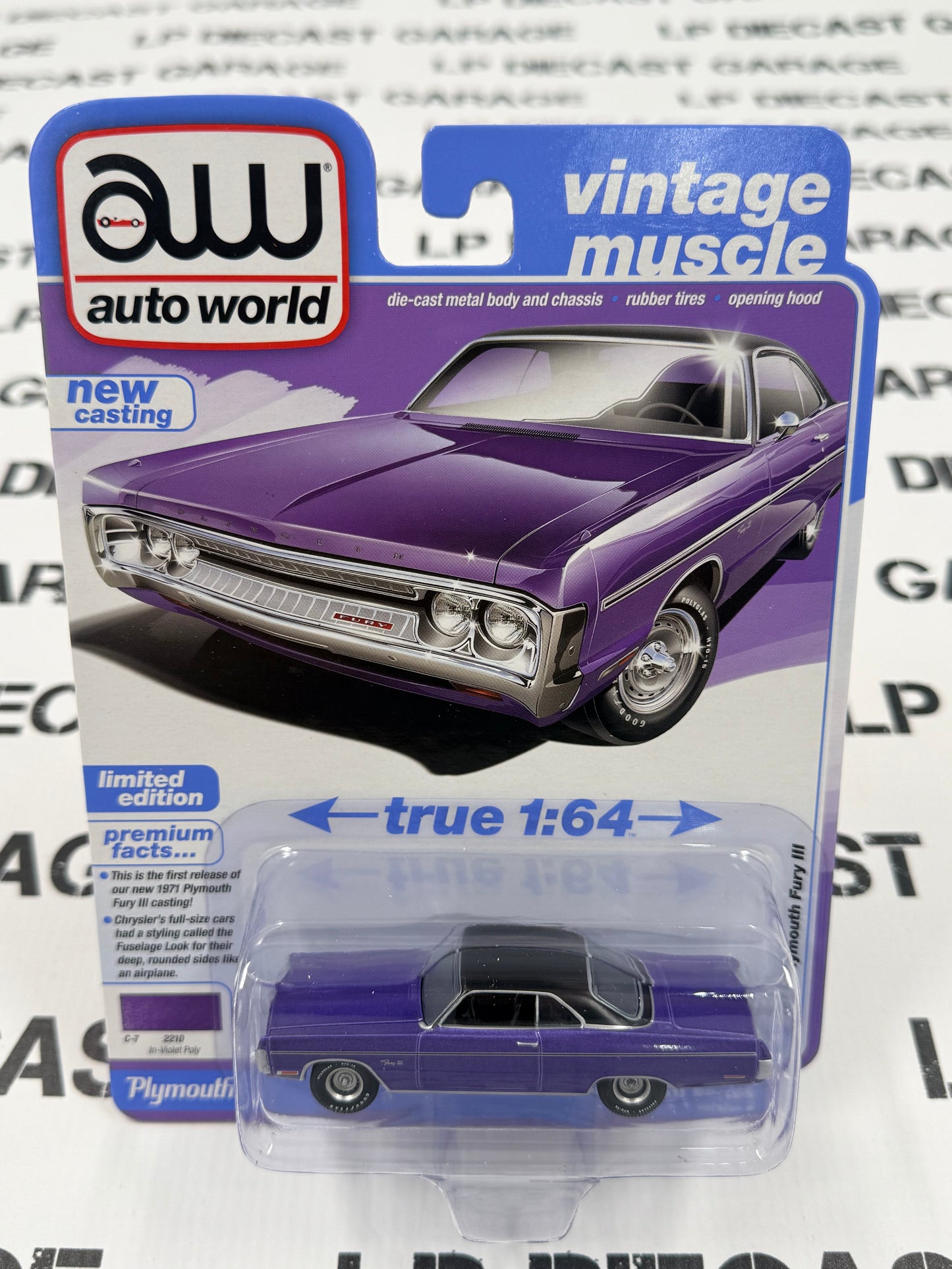 AUTO WORLD 1971 Plymouth Fury II Violet 1:64 Diecast Vintage Muscle