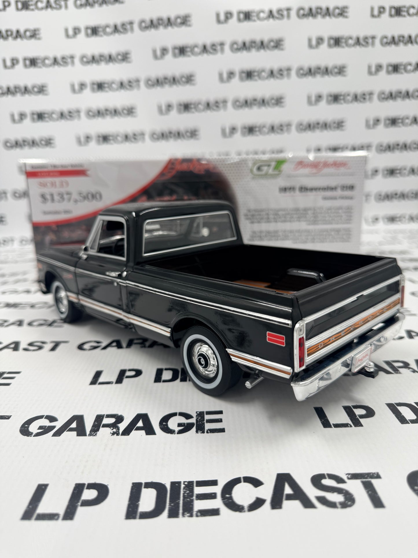 GREENLIGHT 1971 Chevrolet C-10 Truck Black 1:18 Diecast Barrett Jackson HWY61