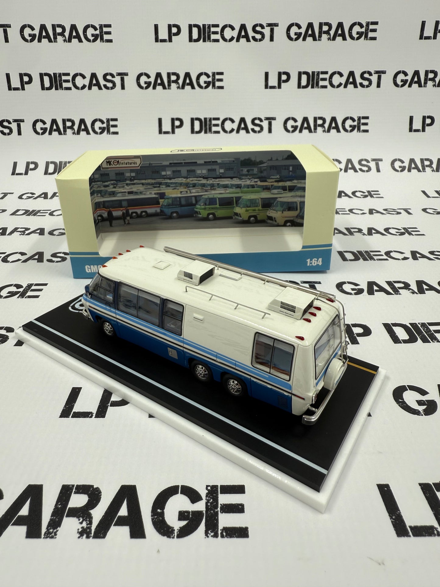 MK Miniatures GMC Motorhome White/ Blue 1:64 Resin Model APAxpo Exclusive