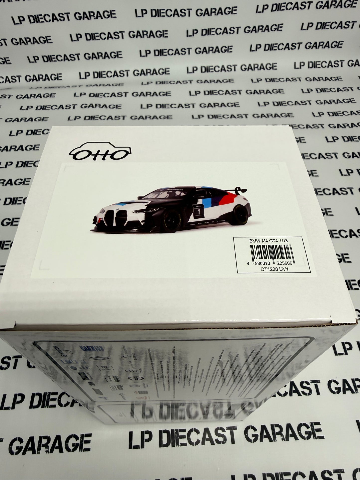 OTTO MOBILE BMW M4 GT4 1:18 Scale Resin Model OT1228