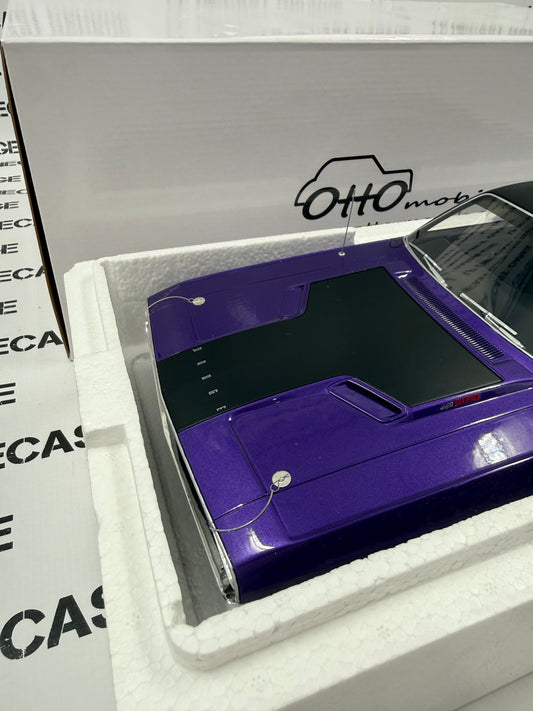 OTTO MOBILE 1970 Dodge Challenger Plum Crazy Purple 1:12 Scale Resin Model G083