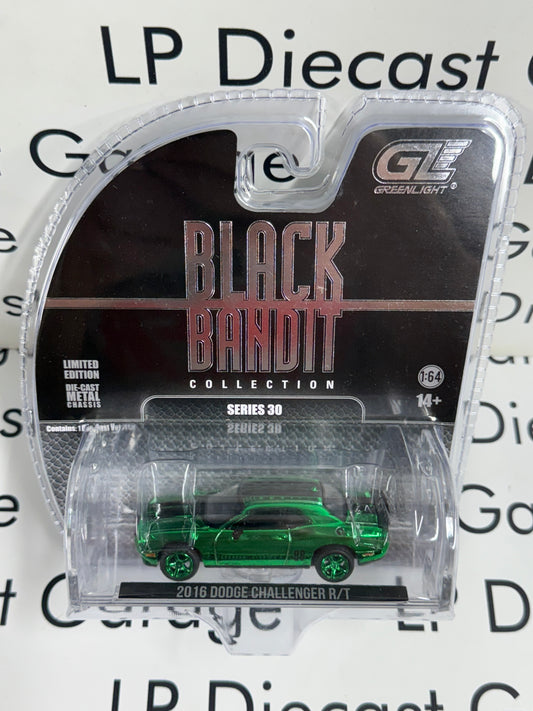 GREEN MACHINE CHASE GREENLIGHT 2016 Dodge Challenger R/T 1:64 Diecast Black Bandit