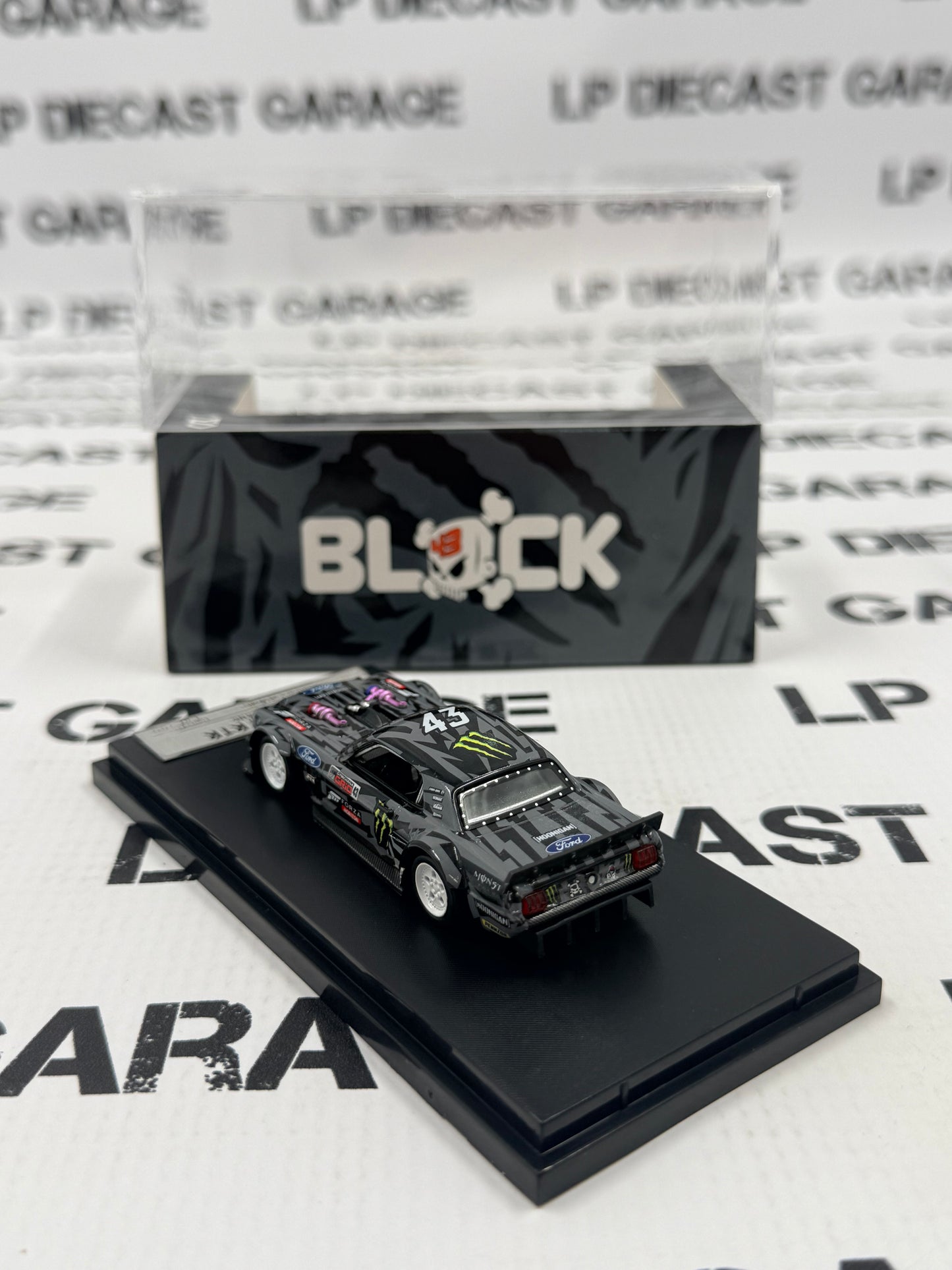 STREET WARRIOR 1965 Ford Mustang Hoonicorn RTR Ken Block 1:64 Diecast