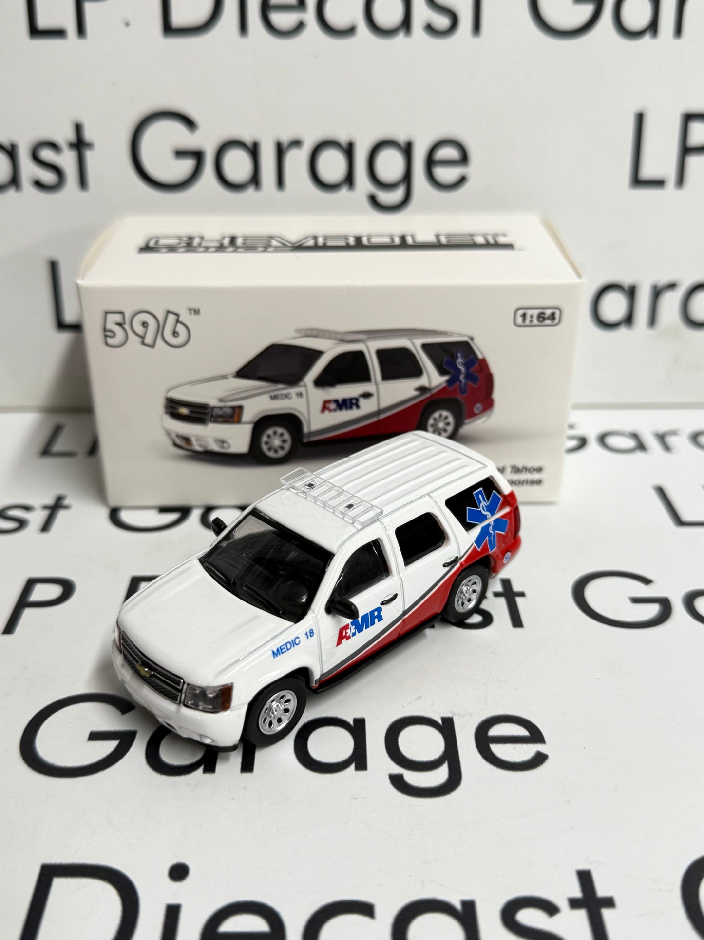596 Model Chevrolet Tahoe AMR EMS Rescue 1:64 Diecast