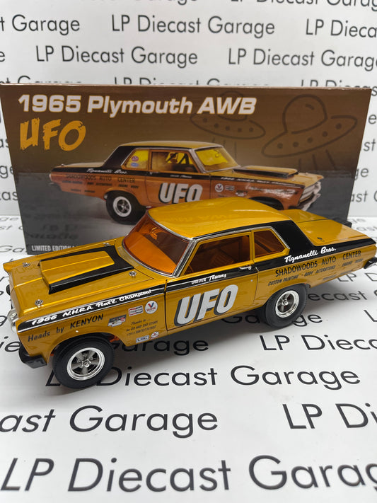 ACME 1965 Plymouth AWB UFO A1806509 Drag Car 1:18 Diecast