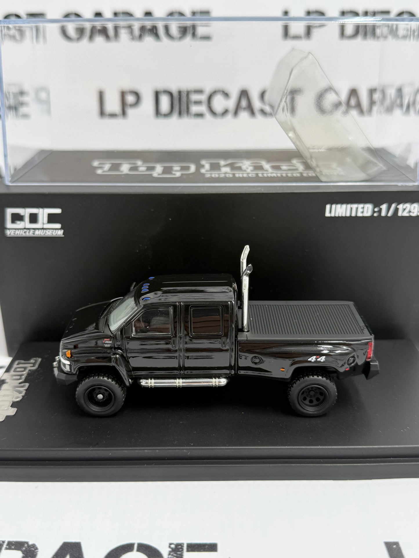 GOC GMC Topkick C4500 Truck Ironhide Transformers 1:64 Diecast HEC 2025