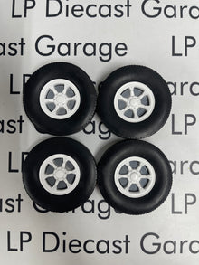 KK Scale Road Kings White Wagon Type Set of 4 Wheels for Semi Truck 1:18 Diecast