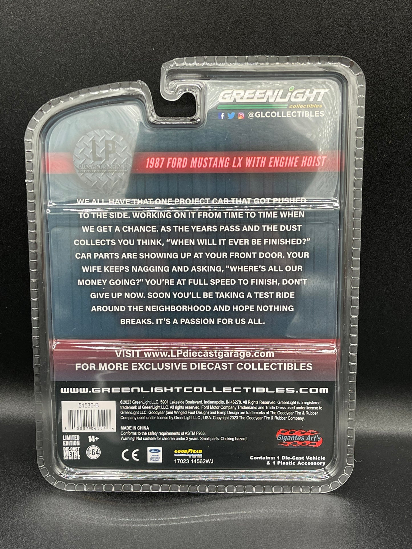 GREENLIGHT Green Machine CHASE 1987 Ford Mustang LX with Engine Hoist Red Door Project LP Diecast Garage Exclusive 1:64 Diecast Promo