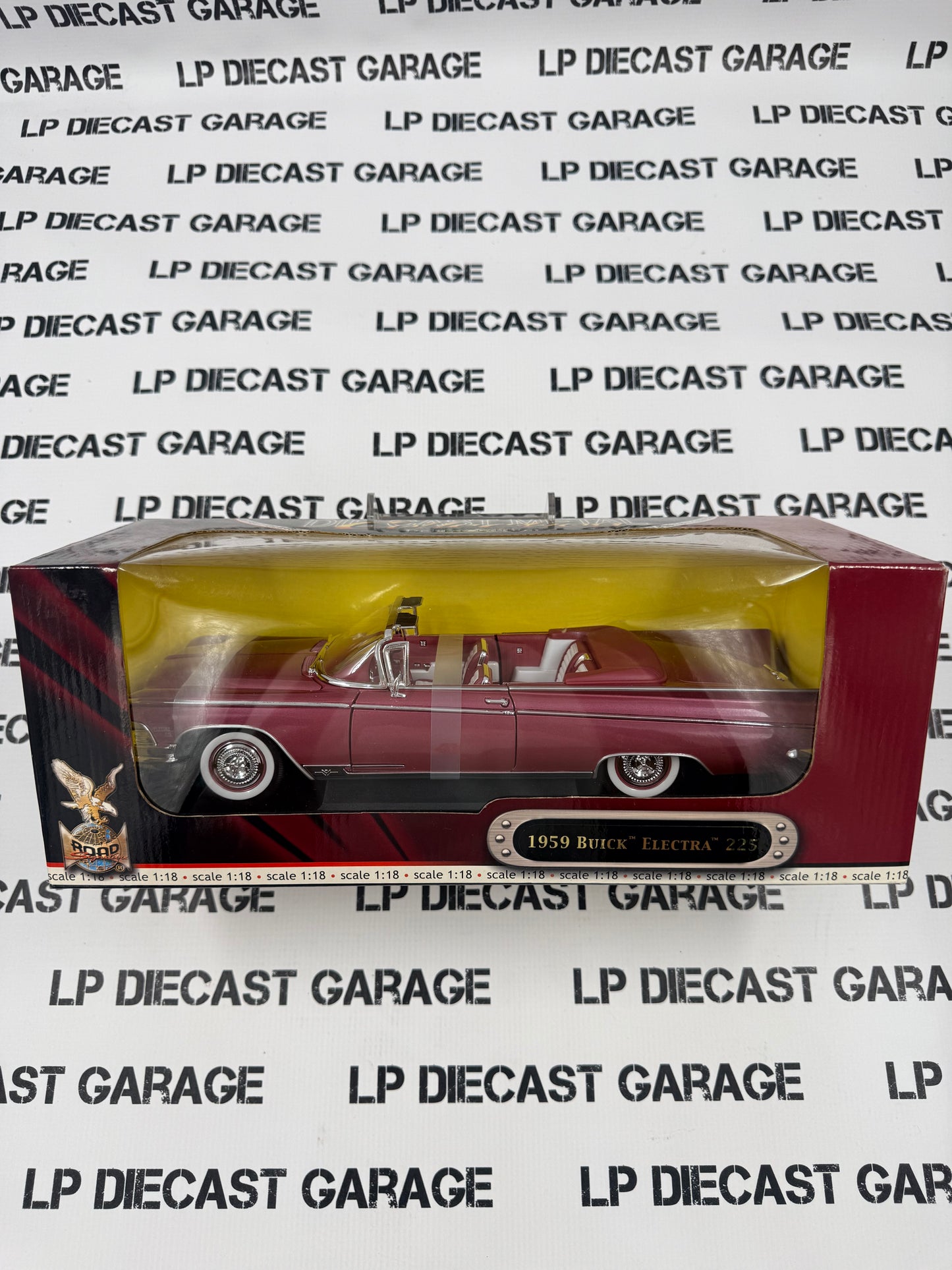 ROAD SIGNATURES 1959 Buick Electra 225 Pink Convertible 1:18 Diecast