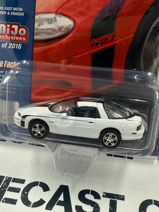 JOHNNY LIGHTNING 2002 Chevy Camaro ZL1 White 1:64 Diecast MiJo