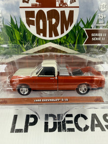 GREENLIGHT 1968 Chevrolet C-10 Truck 1:64 Diecast Down on the Farm