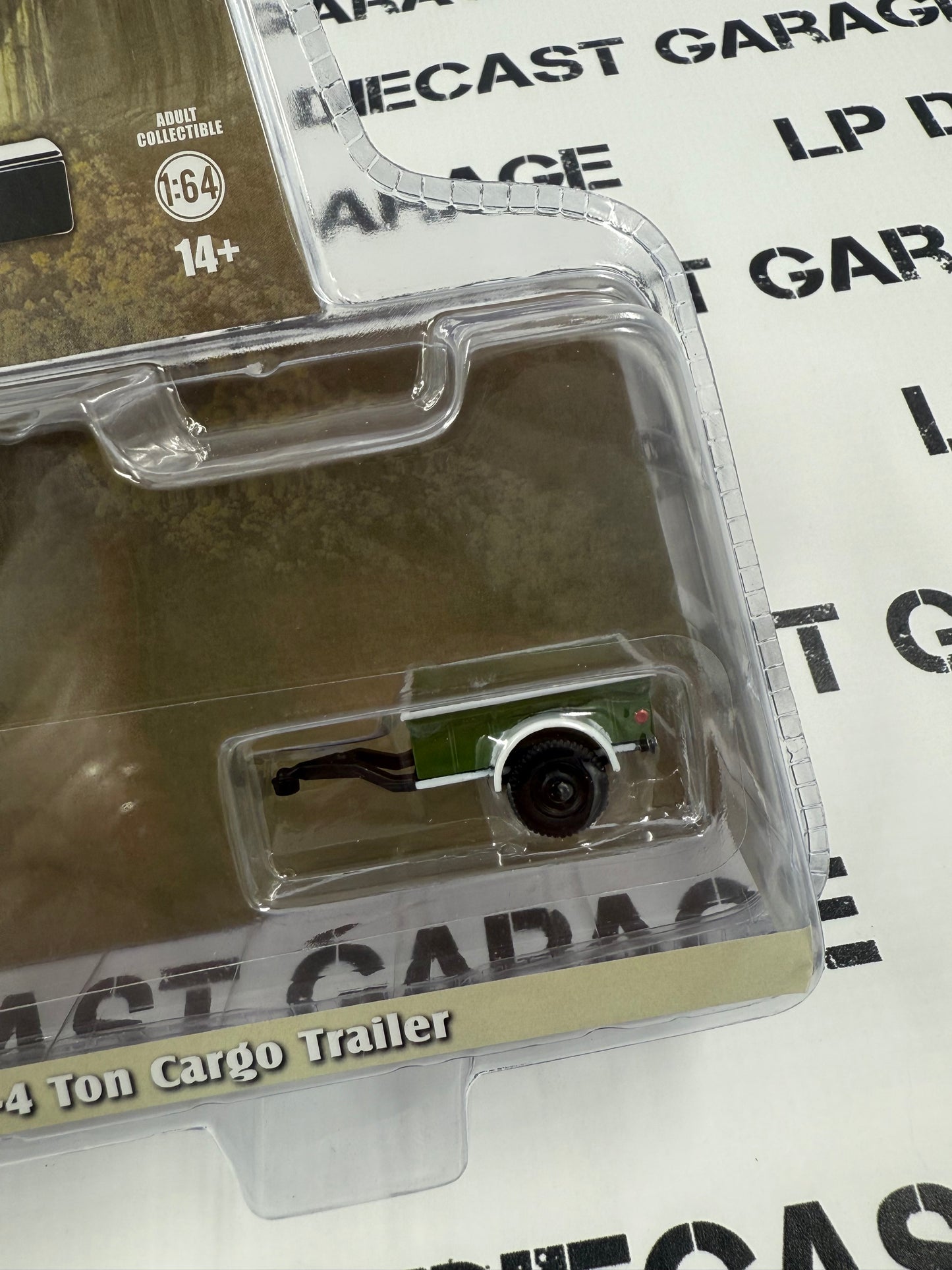GREENLIGHT 1950 Dodge Power Wagon & Cargo Trailer Green 1:64 Diecast Hitch & Tow