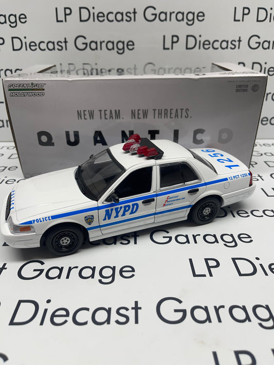 GREENLIGHT 2003 Ford Crown Victoria NYPD Police Quantico TV Series 1:24 Diecast