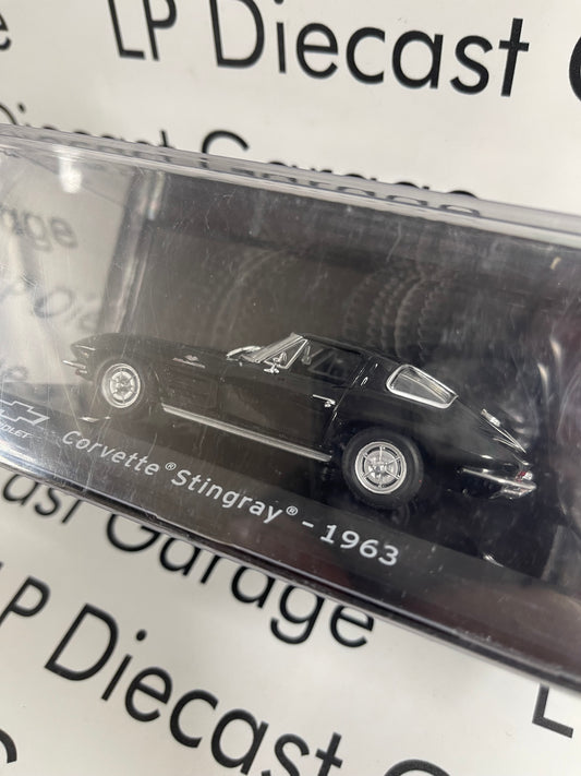 EDICOLA 1963 Chevrolet Corvette Stingray Black 1:43 Diecast Euro
