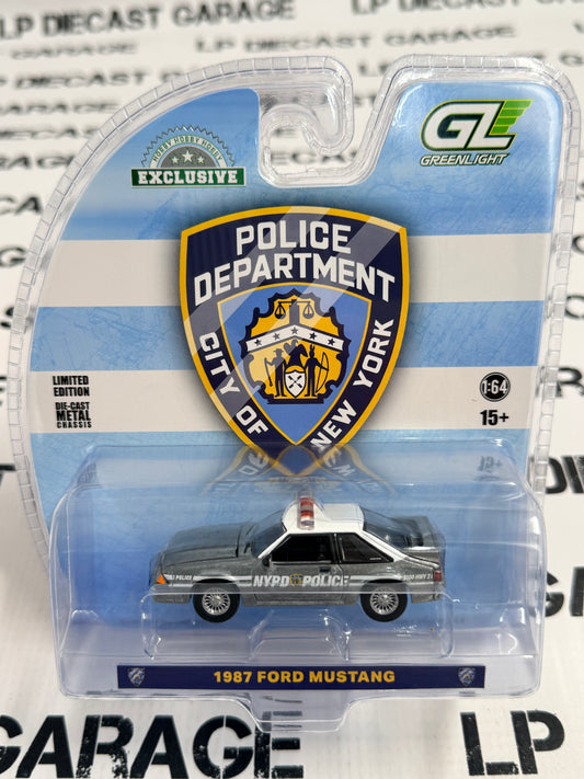 RAW CHASE GREENLIGHT 1987 Ford Mustang GT NYPD Police Car 1:64 Diecast Hobby Exclusive
