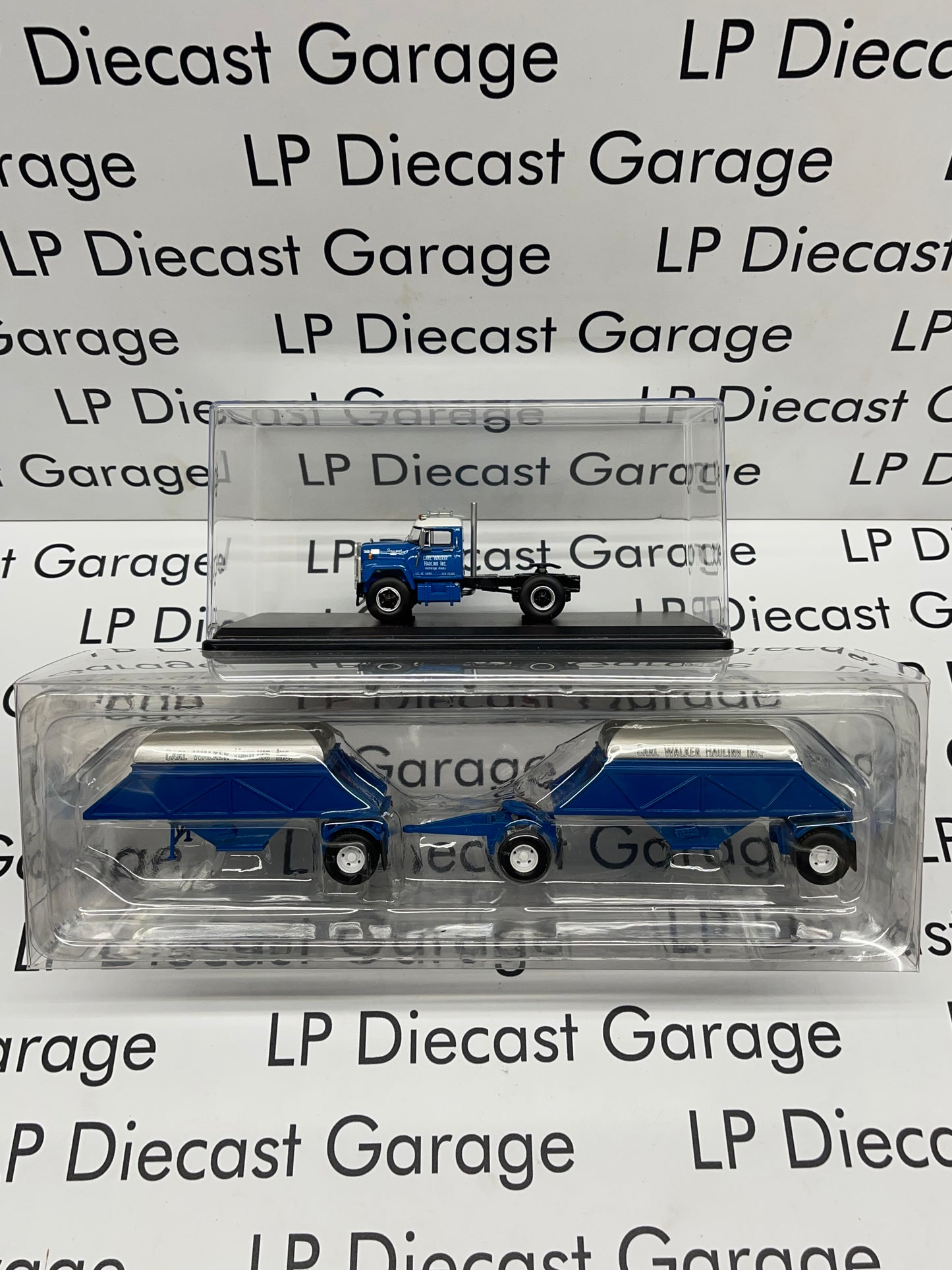 NEO SCALE MODELS 1963 IHC Fleetstar 2000-D Blue Semi Truck + Dump Trailers Carl Walker Hauling Inc 1:64 Resin NOT Diecast