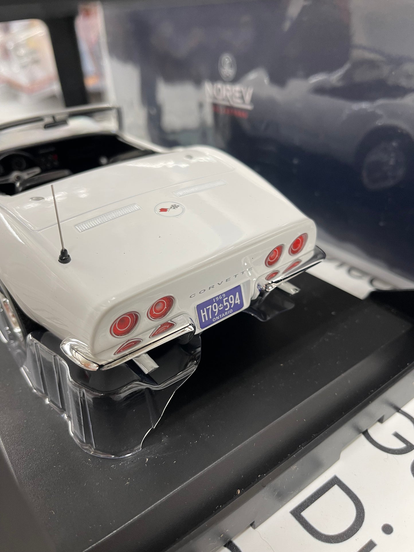 NOREV 1969 Chevrolet Corvette Convertible Can Am White 1:18 Diecast