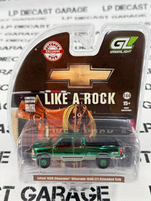 CHROME CHASE GREENLIGHT 1998 Chevrolet Silverado 1500 4x4 Green & Tan 1:64 Diecast OBT Exclusive