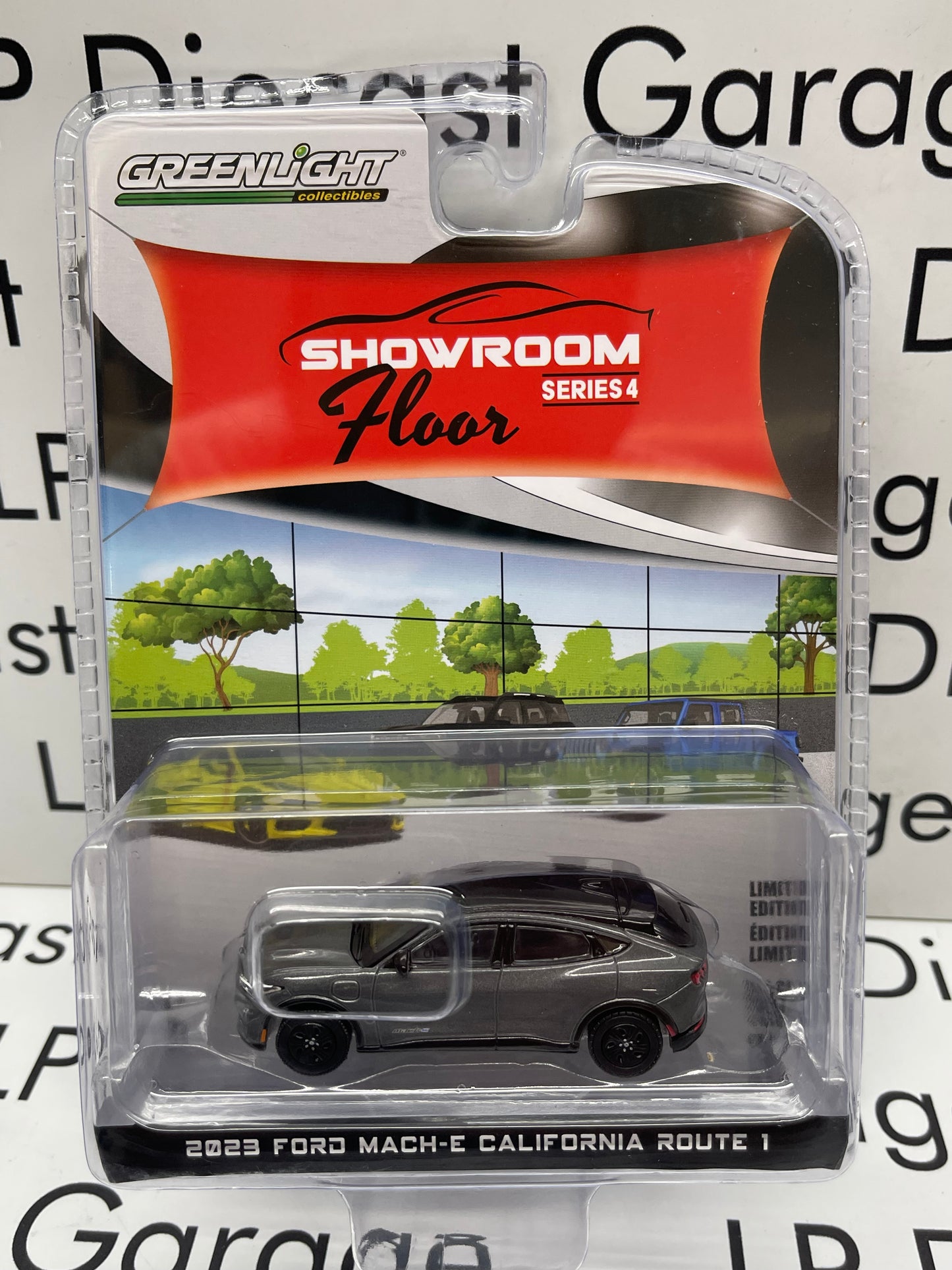 GREENLIGHT 2023 Ford Mustang Mach E Gray Metallic 1:64 Diecast Showroom