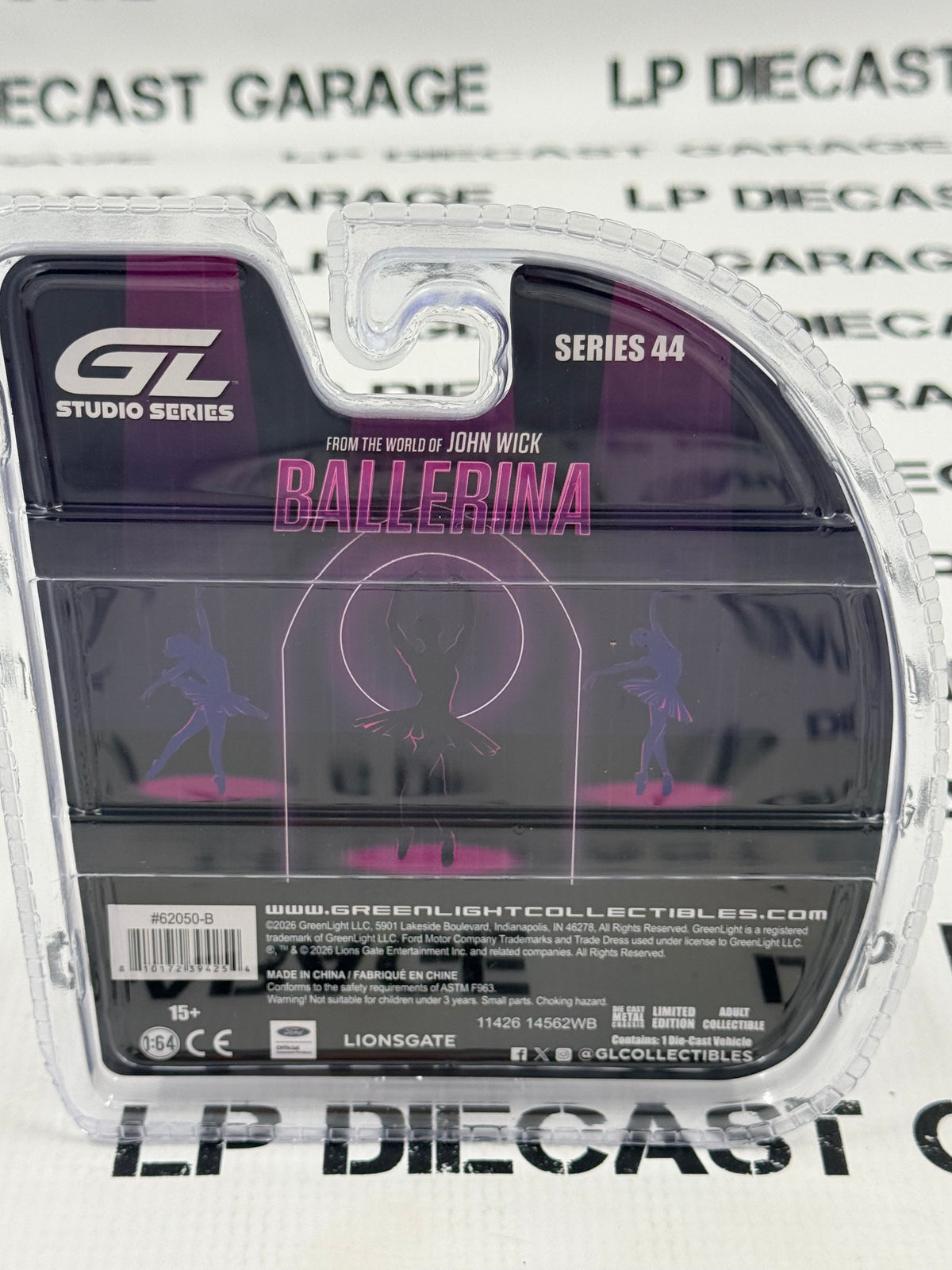 GREENLIGHT 2016 Ford Mustang Shelby GT350 Ballerina 1:64 Diecast Studio Series
