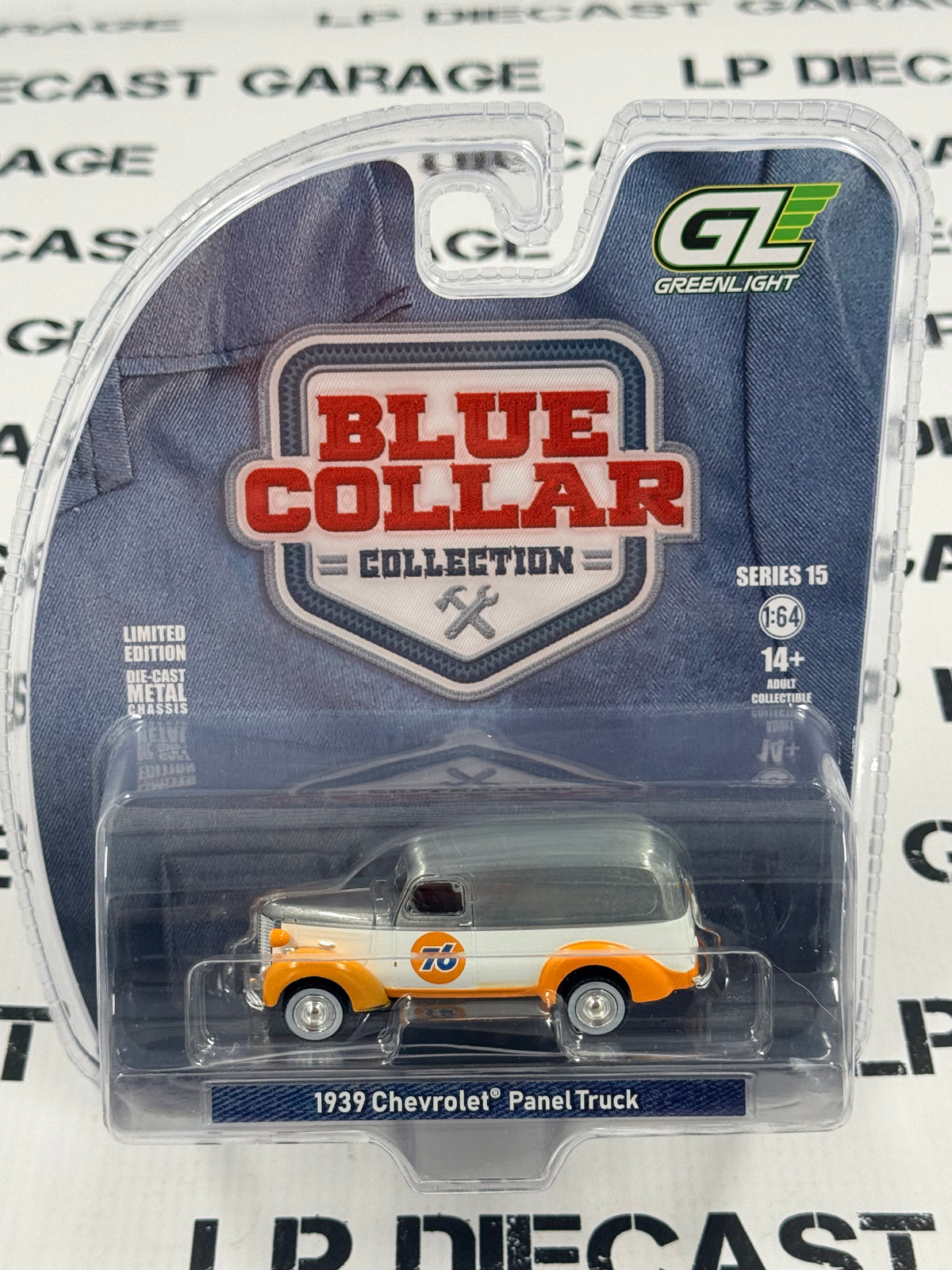 RAW CHASE GREENLIGHT 1939 Chevrolet Panel Truck Union 76 1:64 Diecast Blue Collar