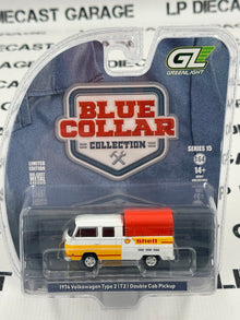 GREENLIGHT 1974 Volkswagen Type 2 Pickup Shell Oil 1:64 Diecast Blue Collar