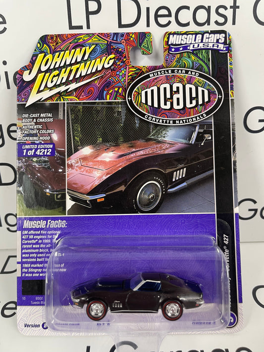 JOHNNY LIGHTNING 1969 Chevrolet Corvette 427 Tuxedo Black MCACN 1:64 Diecast