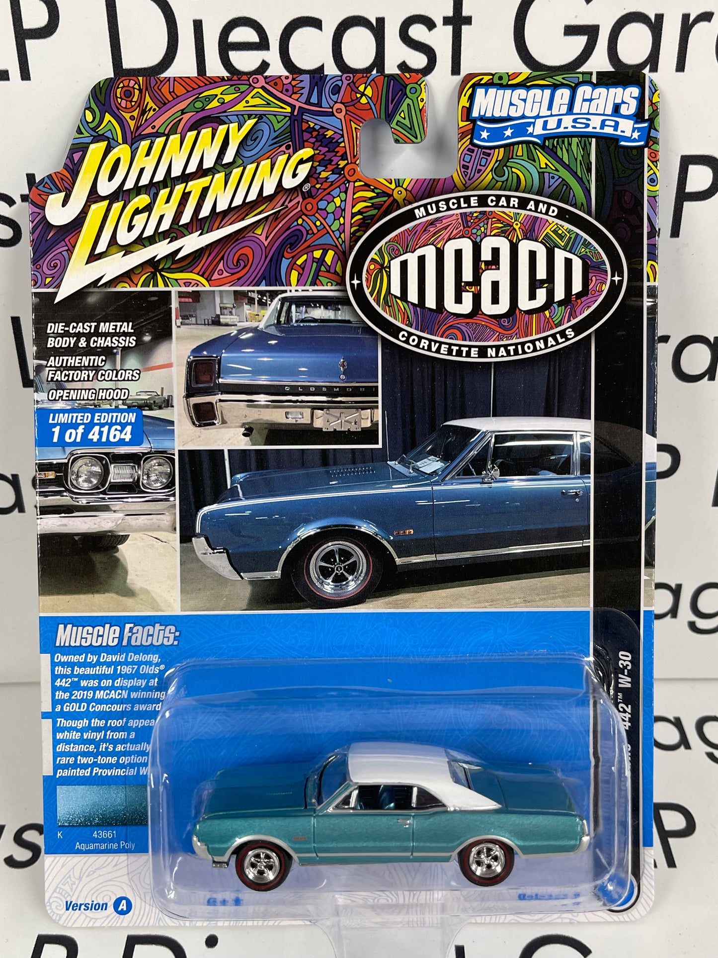 JOHNNY LIGHTNING 1967 Oldsmobile 442 W-30 Aquamarine Poly MCACN 1:64 Diecast