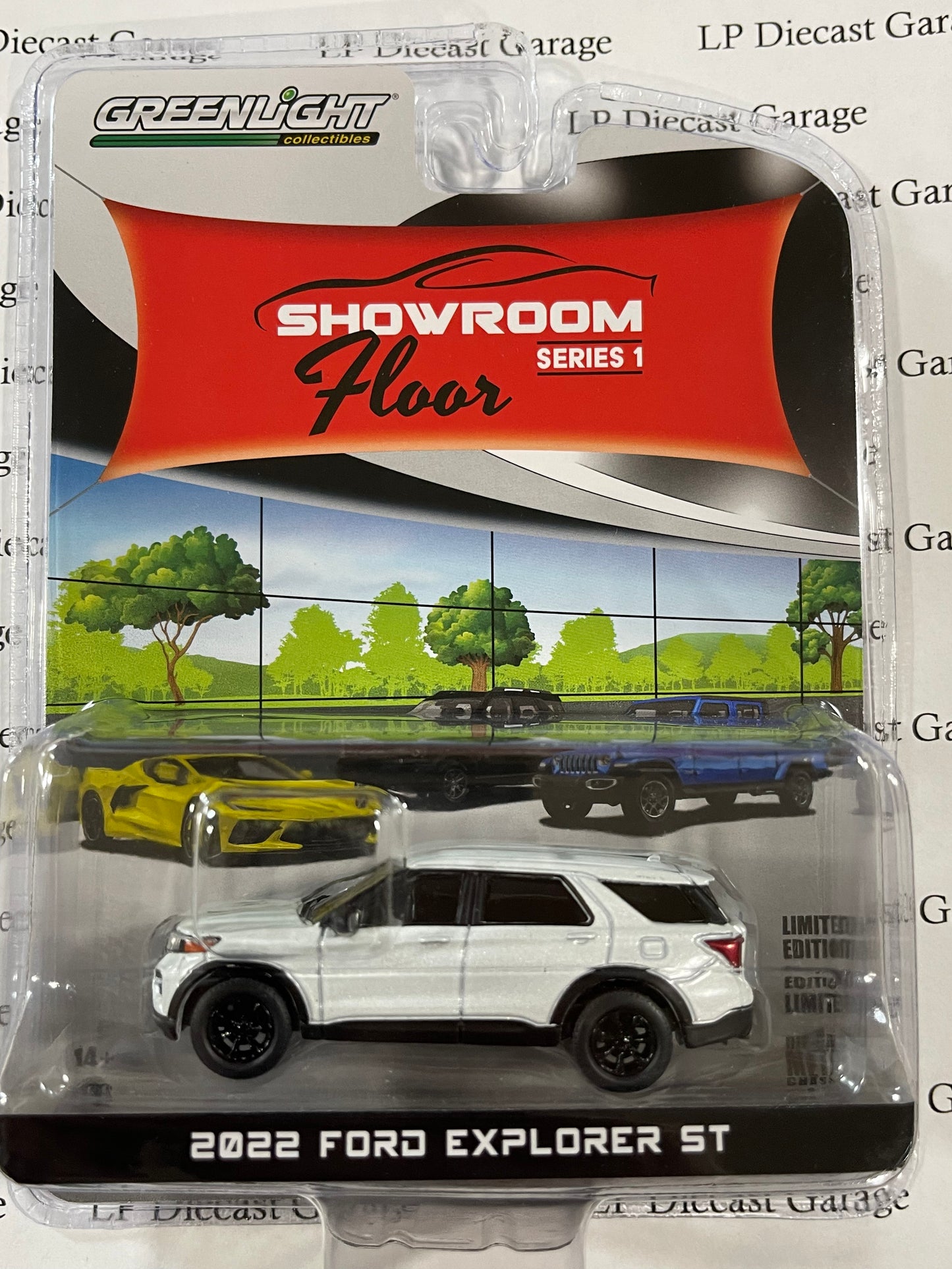 GREENLIGHT 2022 Ford Explorer ST White "Showroom Series" 1:64 Diecast