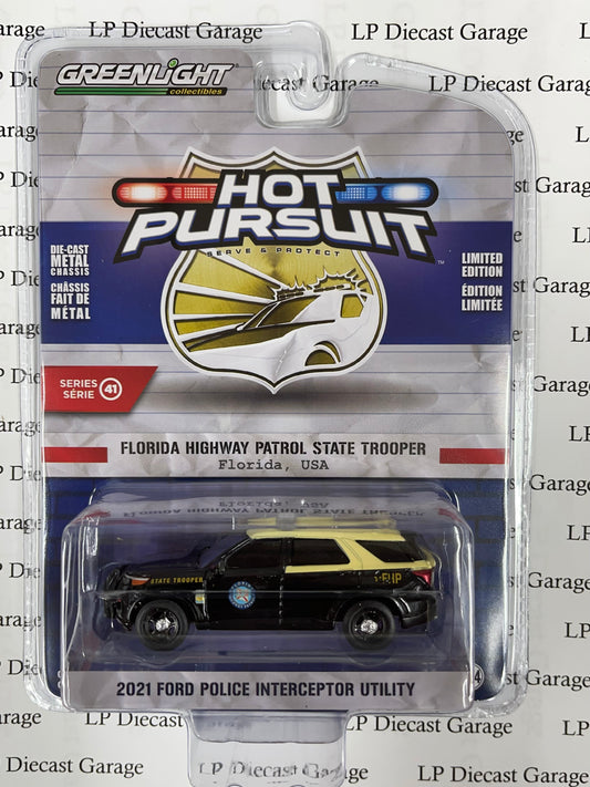 GREENLIGHT 2021 Ford Police Interceptor Florida Highway Patrol FHP Police  "Hot Pursuit" 1:64 Scale Diecast