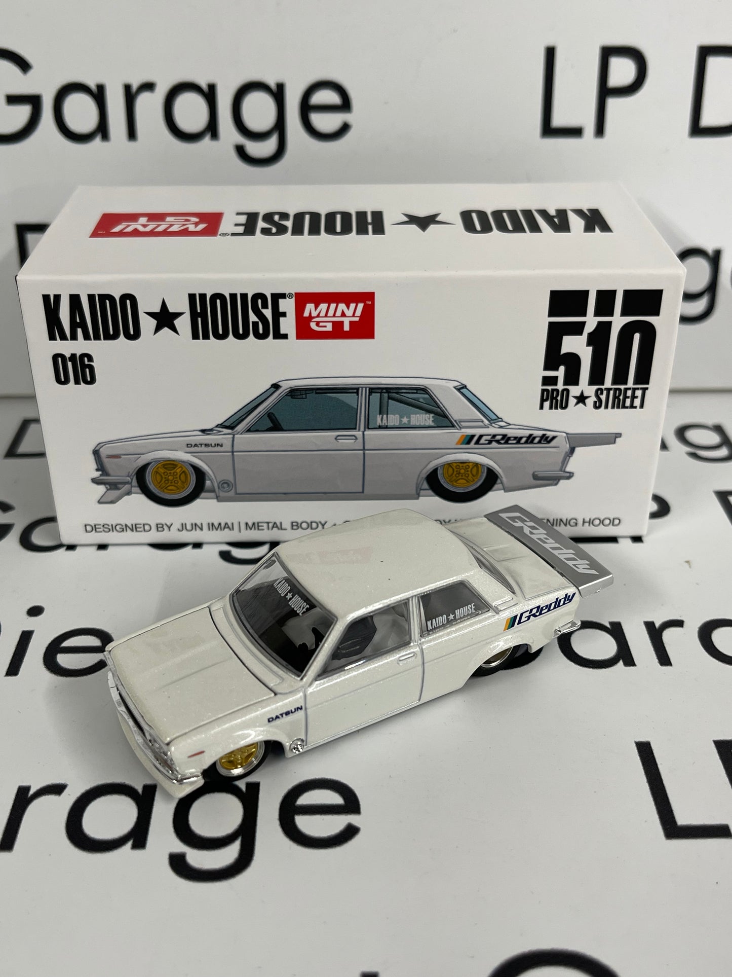 KAIDO HOUSE Mini GT Datsun 510 Pro Street White 1:64 Diecast