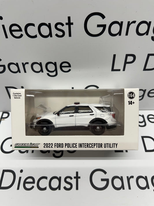 GREENLIGHT 2022 Ford Police Interceptor Utility SUV with Lightbar White 1:64 Diecast